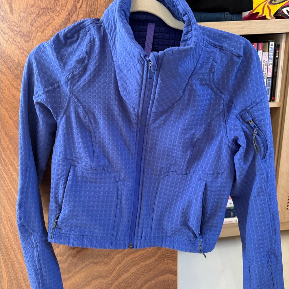 lululemon athletica jacket size 4